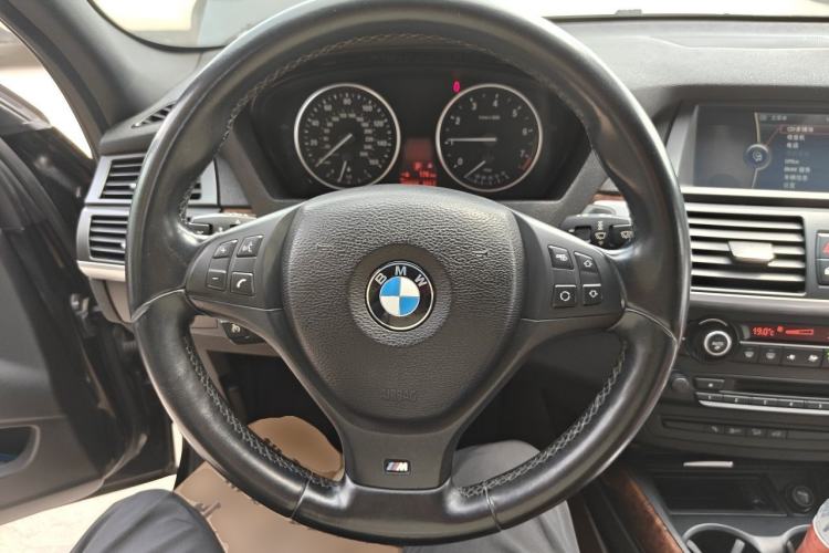 Used BMW X5 2011 xDrive35i U.S. specification Steering Wheel