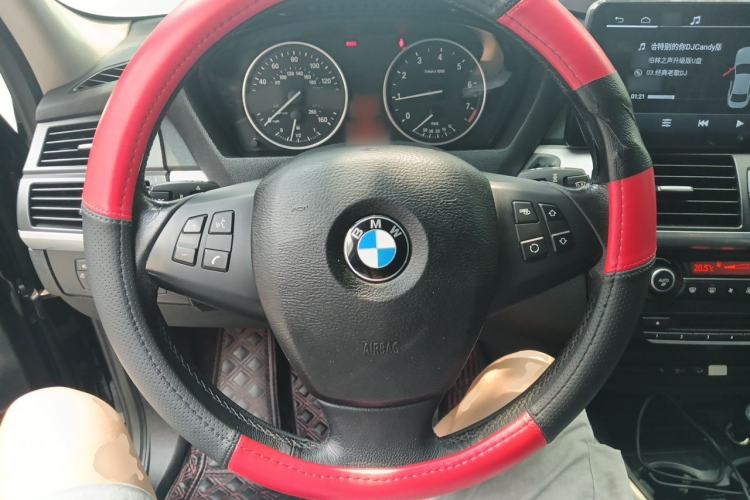 Used BMW X5  Steering Wheel