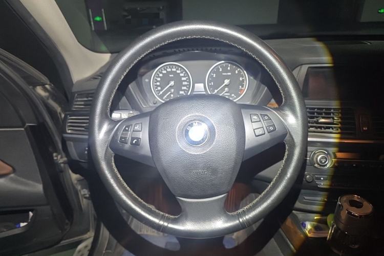 Used BMW X5 2011 xDrive35i Leading Model Steering Wheel