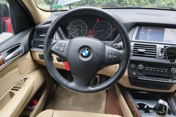 Used BMW X5 2011 xDrive35i Leading Model Steering Wheel