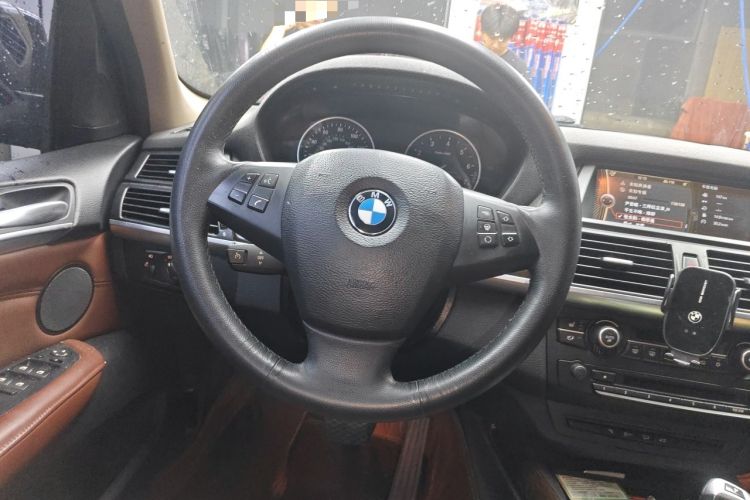 Used BMW X5  Steering Wheel
