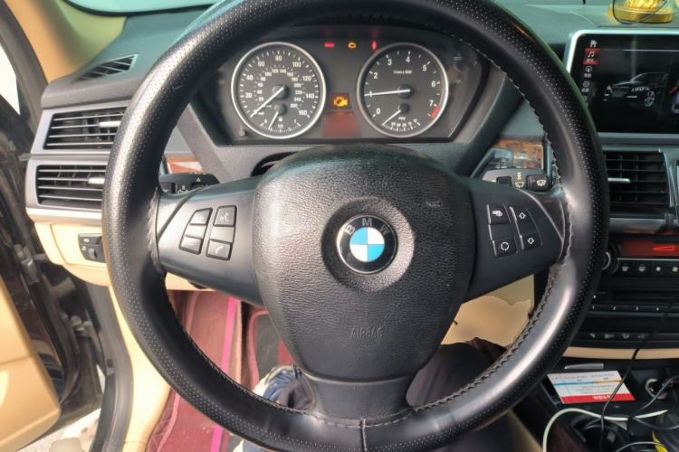 Used BMW X5 2011 xDrive35i Leading Model Steering Wheel