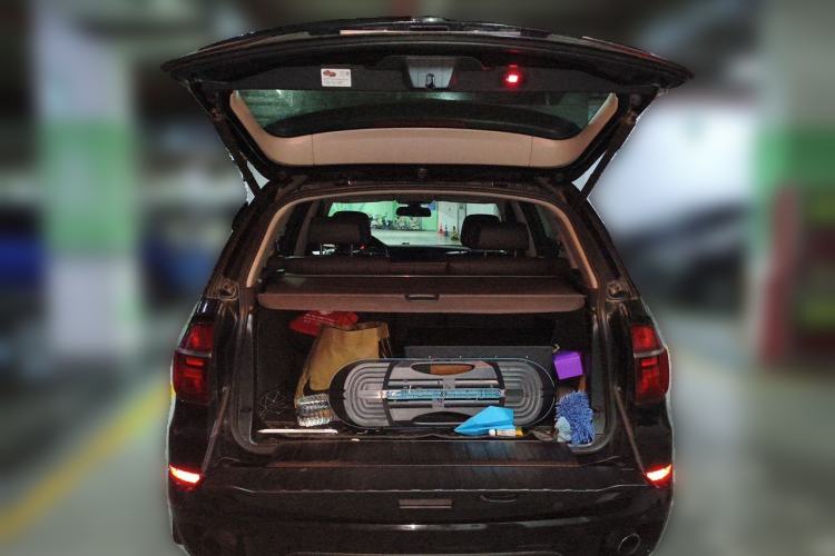 Used BMW X5  Trunk
