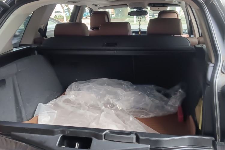 Used BMW X5 2011 xDrive35i Leading Model Trunk