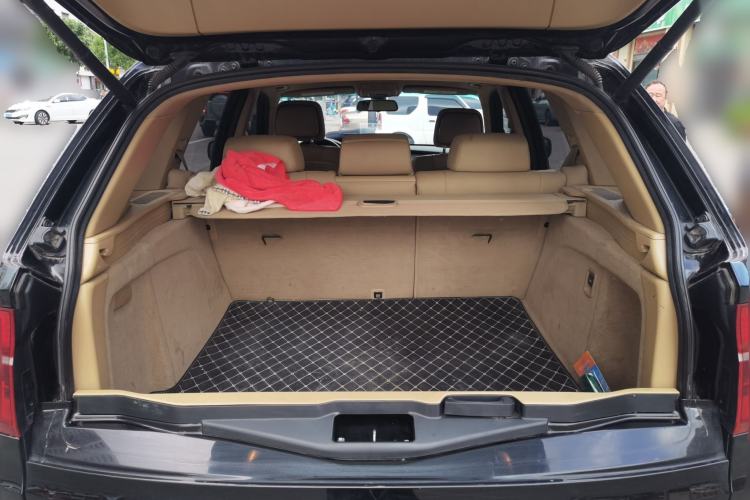 Used BMW X5 2011 xDrive35i Leading Model Trunk