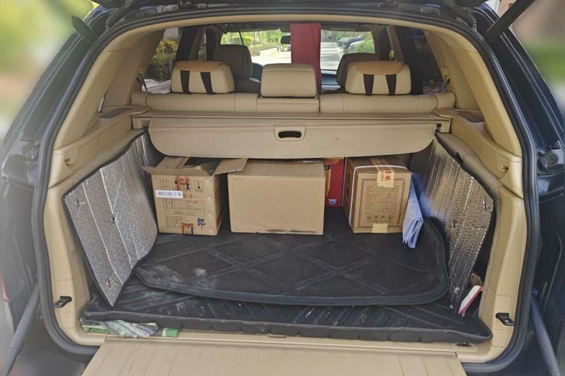 Used BMW X5  Trunk