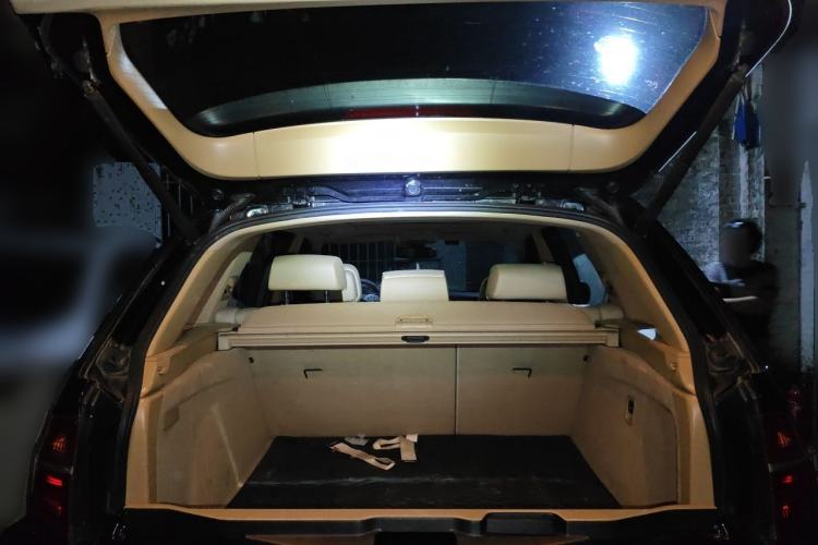 Used BMW X5 2011 xDrive35i Leading Model Trunk