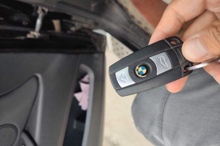 Used BMW X5 2011 xDrive35i Leading Model Vehicle Key