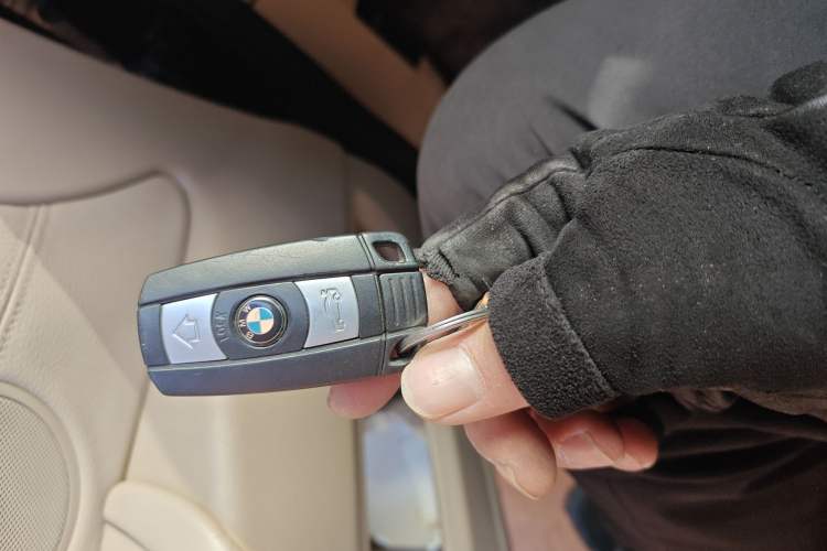 Used BMW X5 2011 xDrive35i Leading Model Vehicle Key