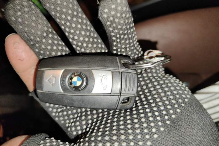 Used BMW X5 2011 xDrive35i Luxury Model Vehicle Key