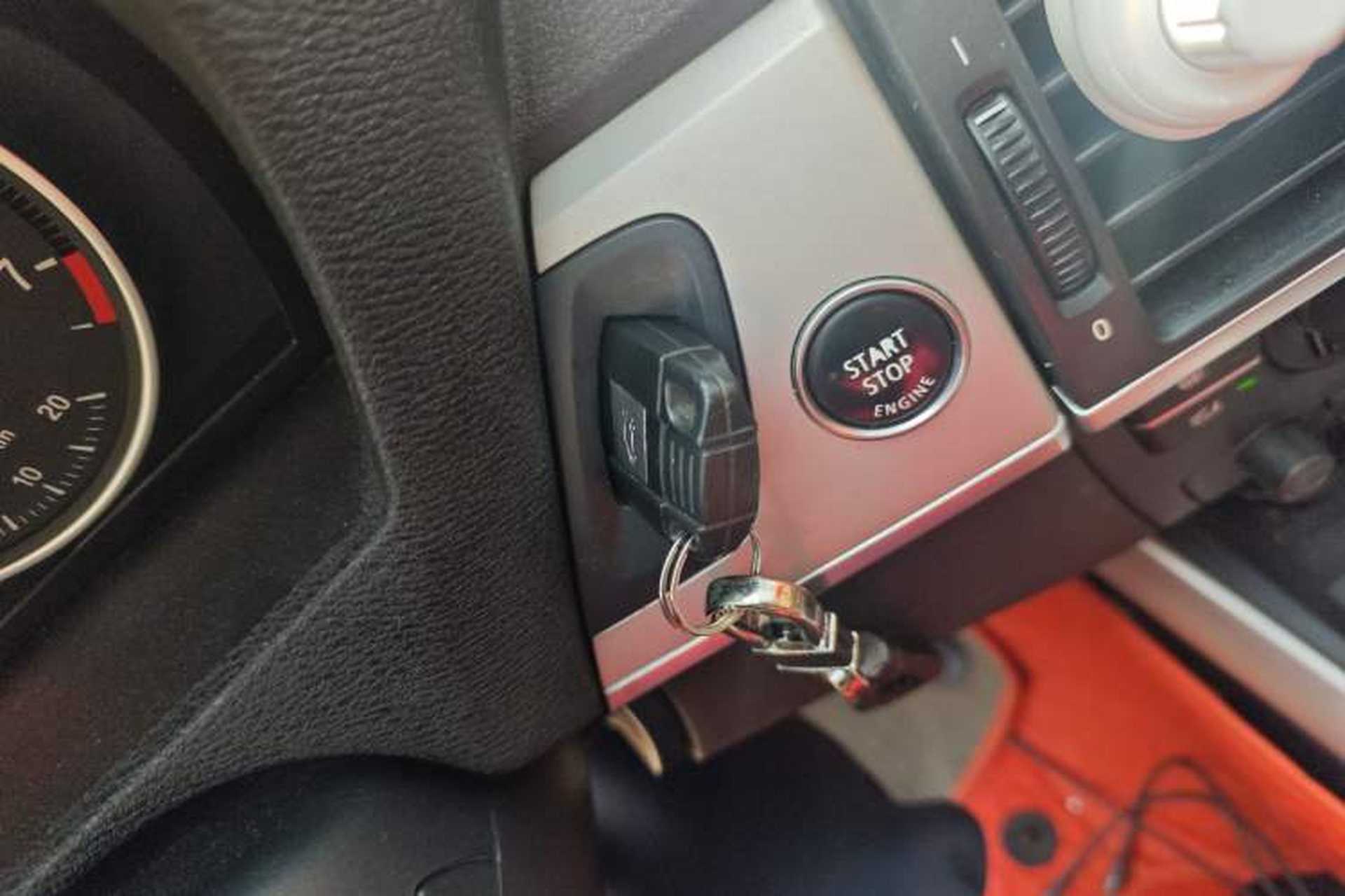 Used BMW X5 2011 xDrive35i Leading Model Vehicle Key