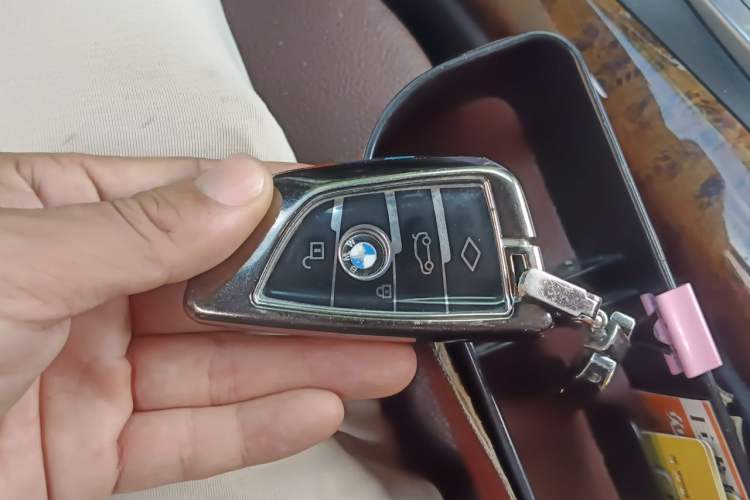 Used BMW X5 2011 xDrive35i Leading Model Vehicle Key