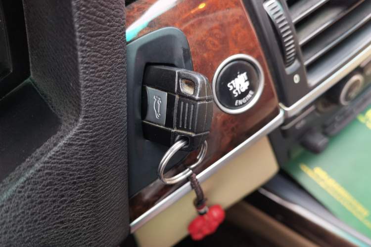 Used BMW X5 2011 xDrive35i Leading Model Vehicle Key