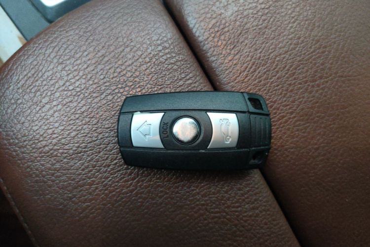 Used BMW X5 2011 xDrive35i Luxury Model Vehicle Key