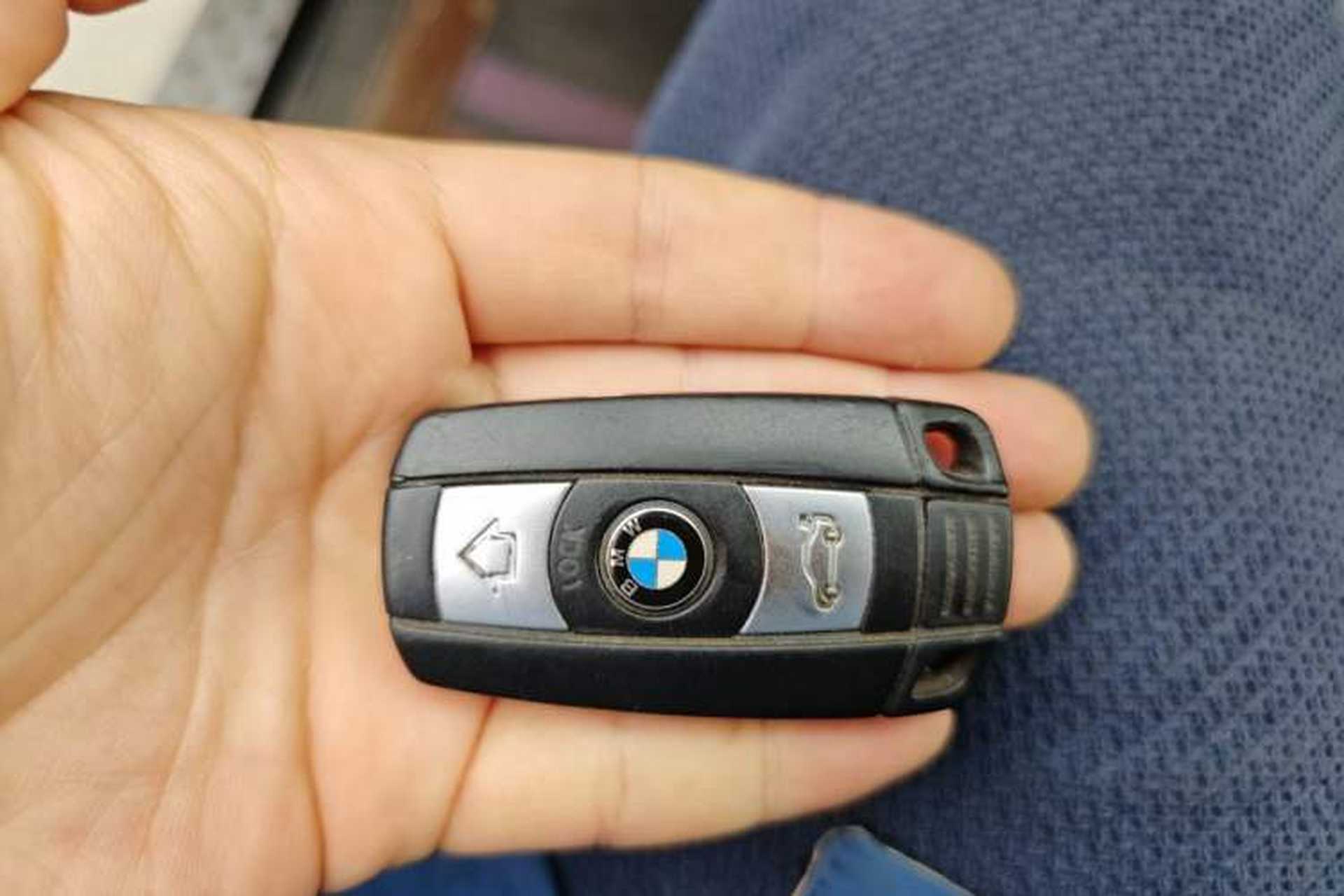 Used BMW X5 2011 xDrive35i Leading Model Vehicle Key