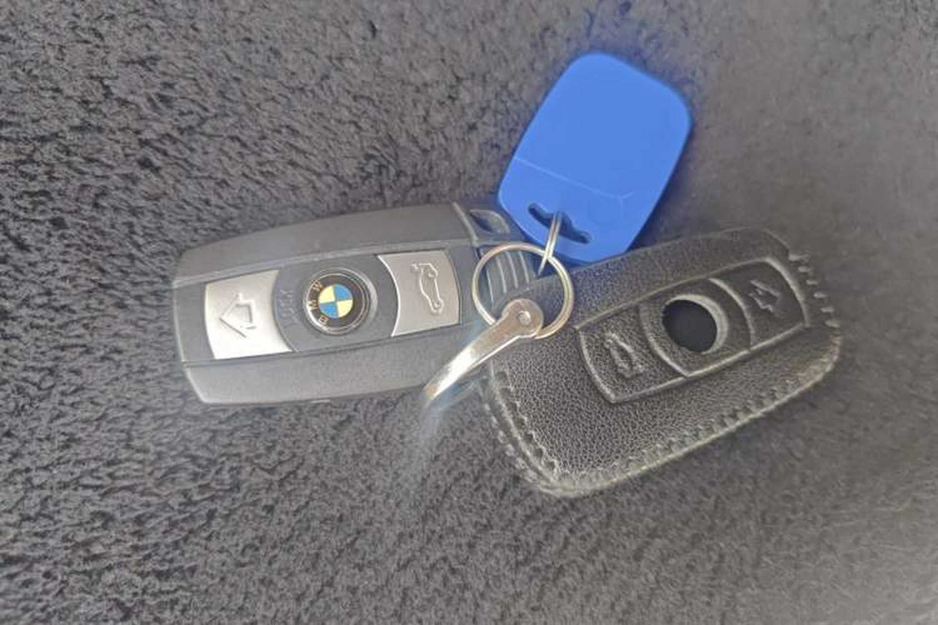 Used BMW X5  Vehicle Key