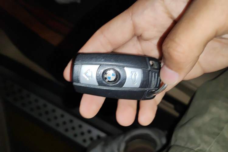Used BMW X5 2011 xDrive35i Luxury Model Vehicle Key