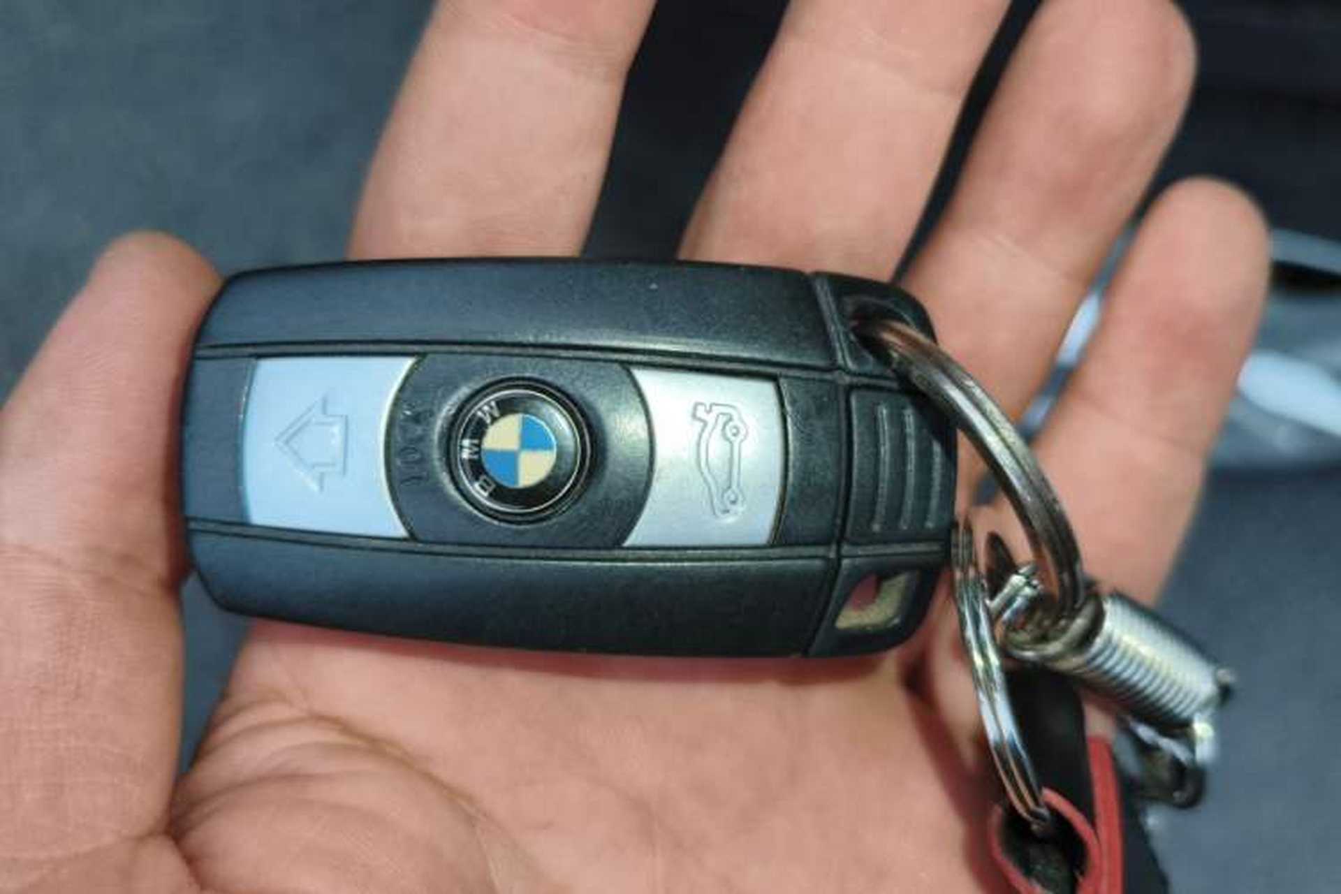 Used BMW X5 2011 xDrive35i Leading Model Vehicle Key
