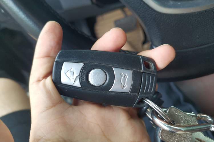 Used BMW X5 2011 xDrive35i Leading Model Vehicle Key