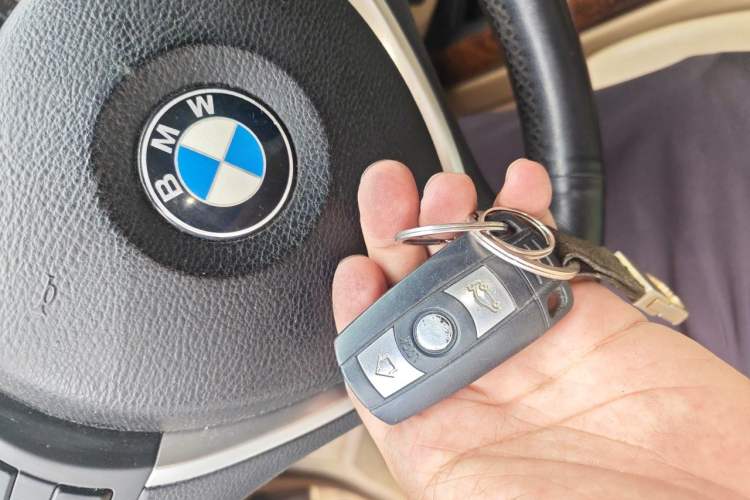 Used BMW X5 2011 xDrive35i Luxury Model Vehicle Key