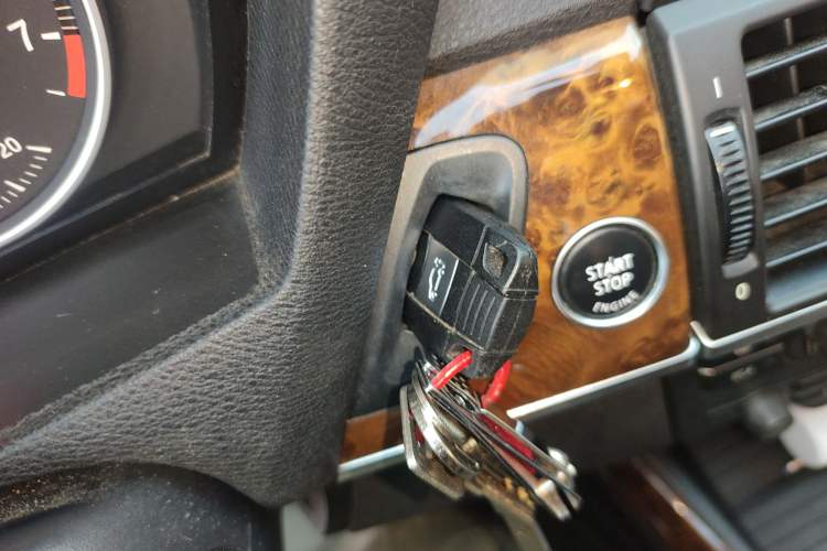 Used BMW X5 2011 xDrive35i Leading Model Vehicle Key