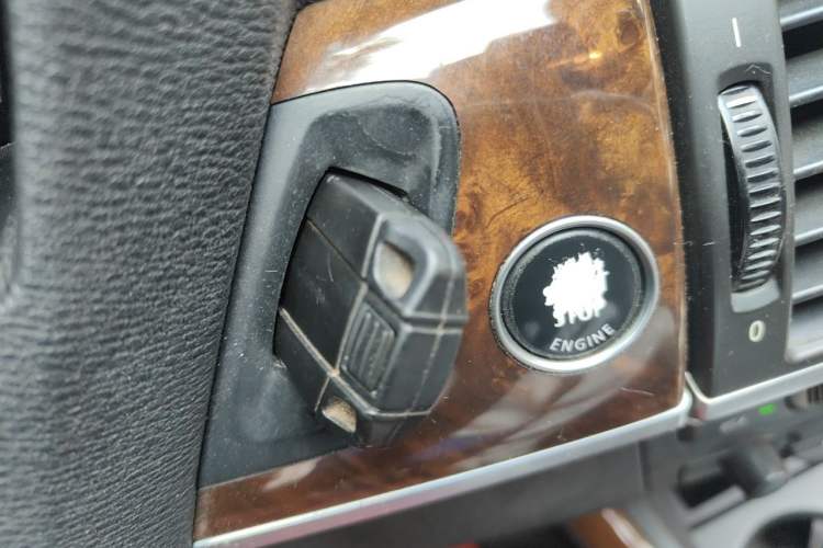 Used BMW X5 2011 xDrive35i Leading Model Vehicle Key