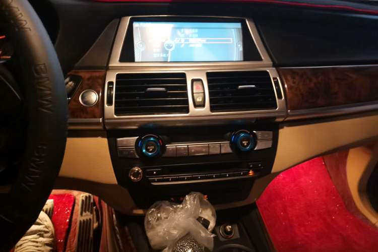 Used BMW X5 2011 xDrive35i Leading Model Audio And AC Panel