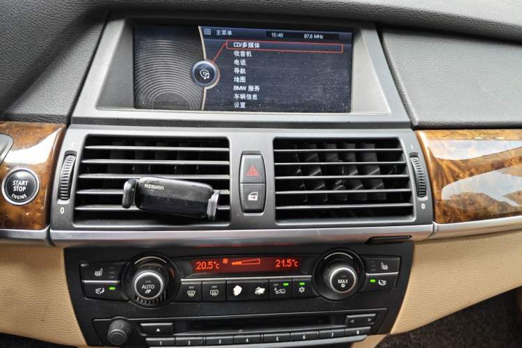 Used BMW X5 2011 xDrive35i Leading Model Audio And AC Panel