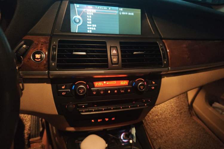 Used BMW X5 2011 xDrive35i Leading Model Audio And AC Panel