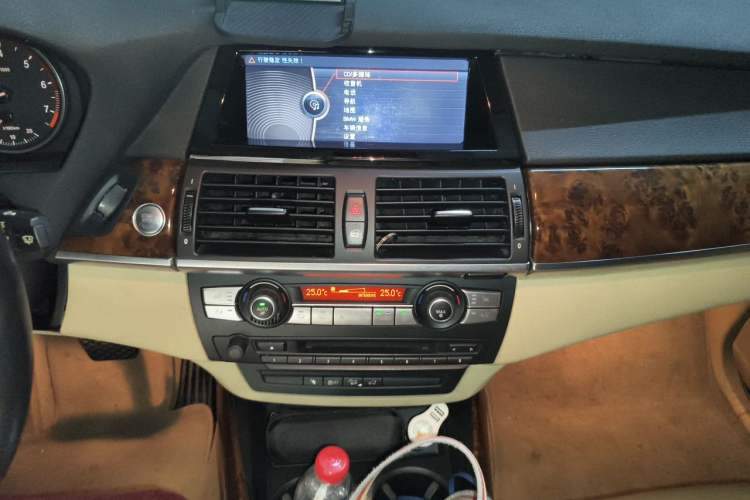 Used BMW X5 2011 xDrive35i Luxury Model Audio And AC Panel