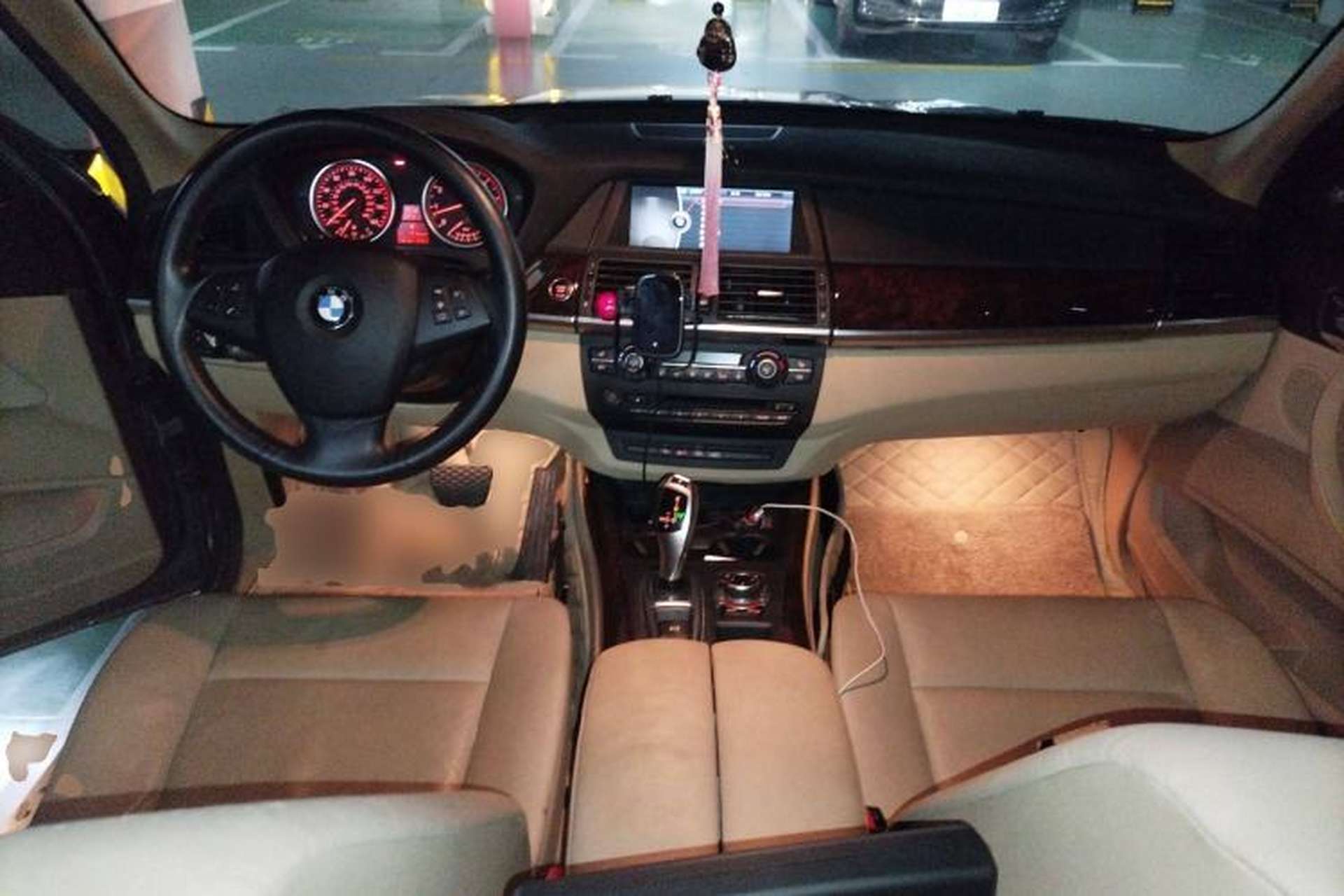 Used BMW X5 2011 xDrive35i U.S. specification Center Console
