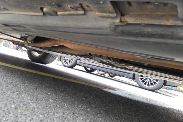 Used BMW X5 2011 xDrive35i Leading Model Chassis Front Right