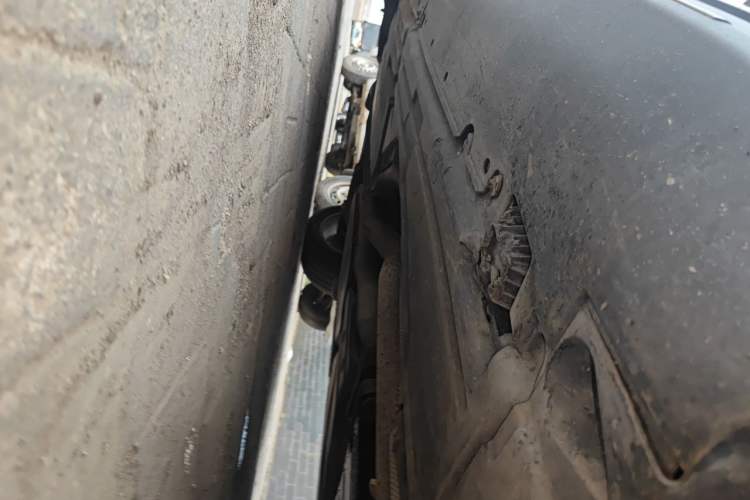 Used BMW X5 2011 xDrive35i Luxury Model Chassis Front Right