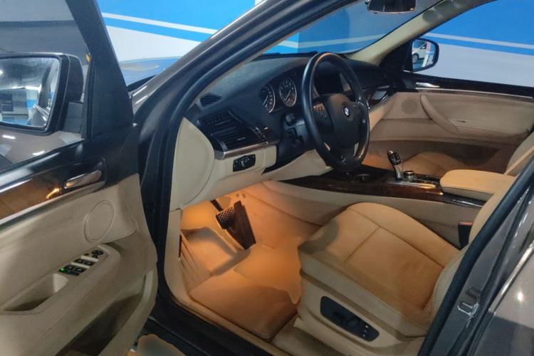 Used BMW X5 2011 xDrive35i Leading Model Driver Seat