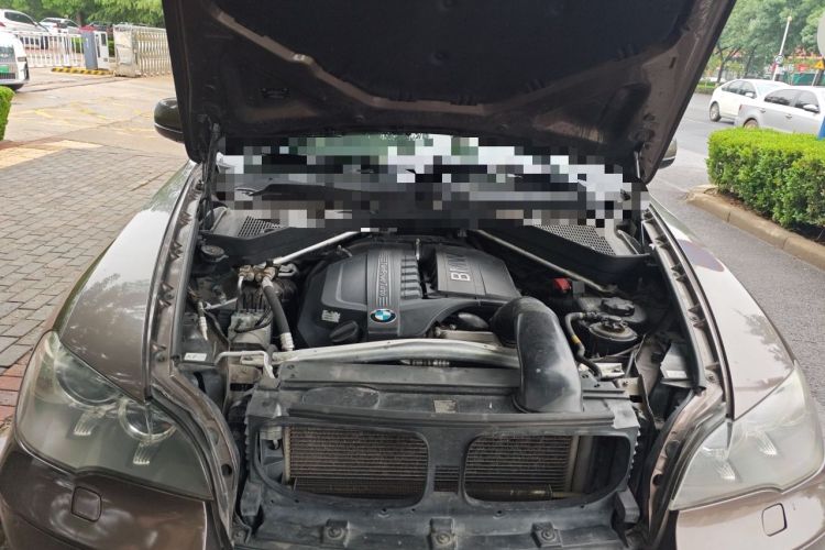 Used BMW X5 2011 xDrive35i Luxury Model Engine Bay