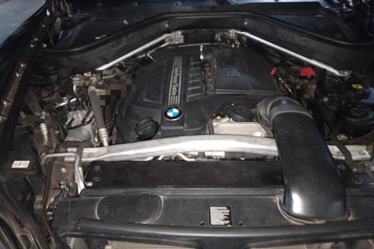 Used BMW X5 2011 xDrive35i Luxury Model Engine Bay