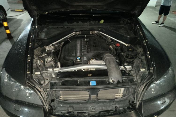 Used BMW X5 2011 xDrive35i Leading Model Engine Bay