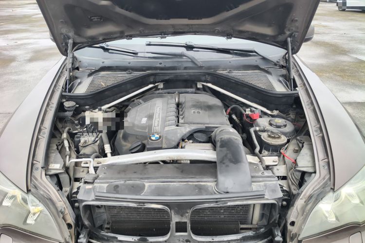 Used BMW X5 2011 xDrive35i Luxury Model Engine Bay