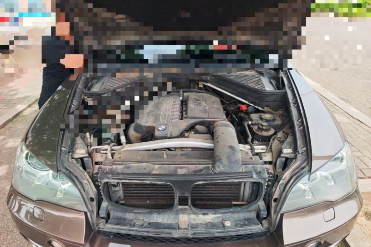 Used BMW X5 2011 xDrive35i Luxury Model Engine Bay
