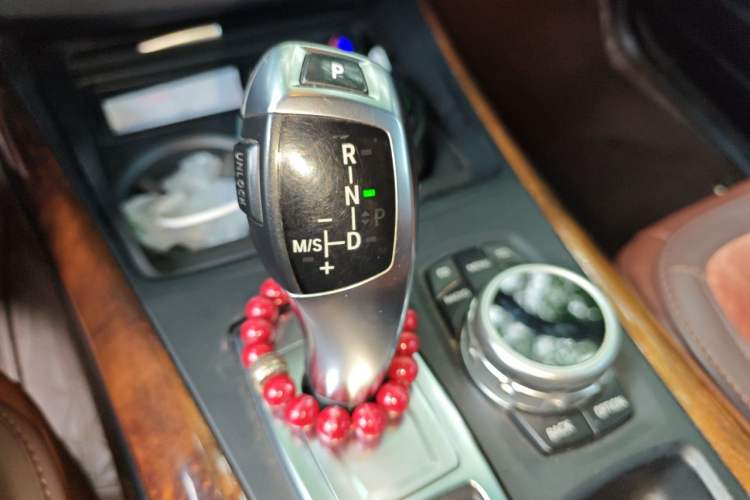 Used BMW X5 2011 xDrive35i Luxury Model Gear Lever