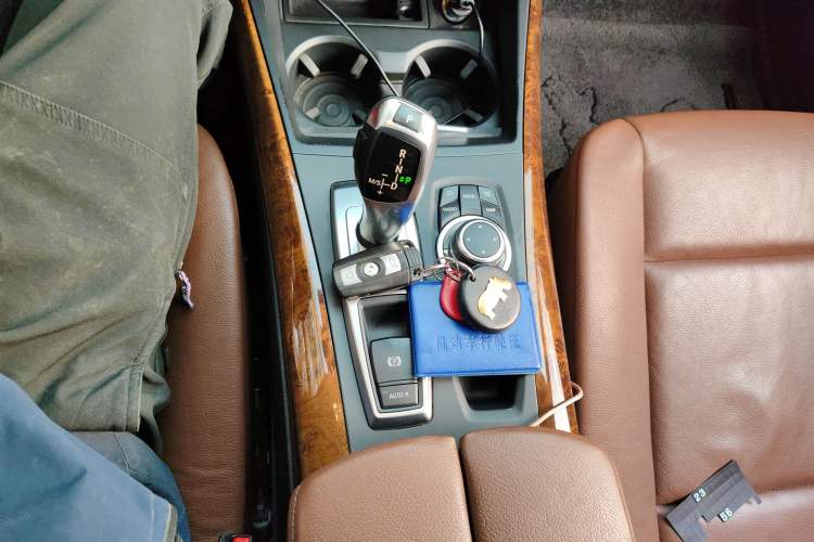 Used BMW X5 2011 xDrive35i Luxury Model Gear Lever