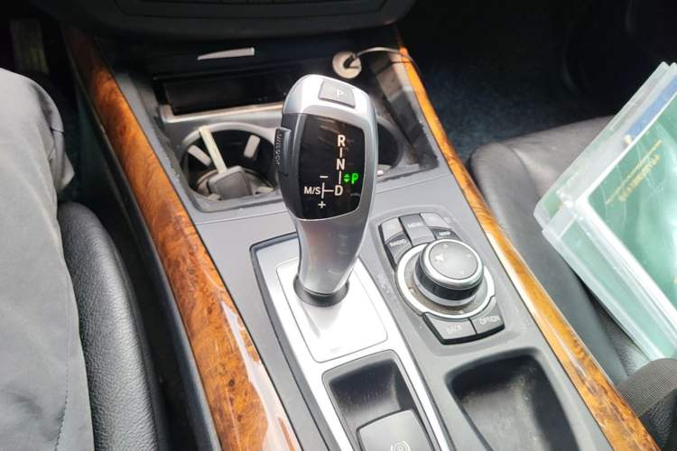 Used BMW X5 2011 xDrive35i Leading Model Gear Lever