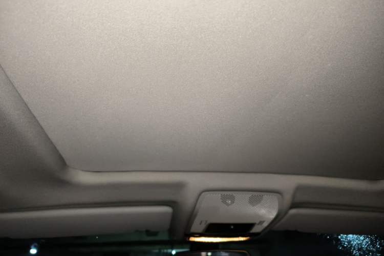 Used BMW X5 2011 xDrive35i Leading Model Headliner
