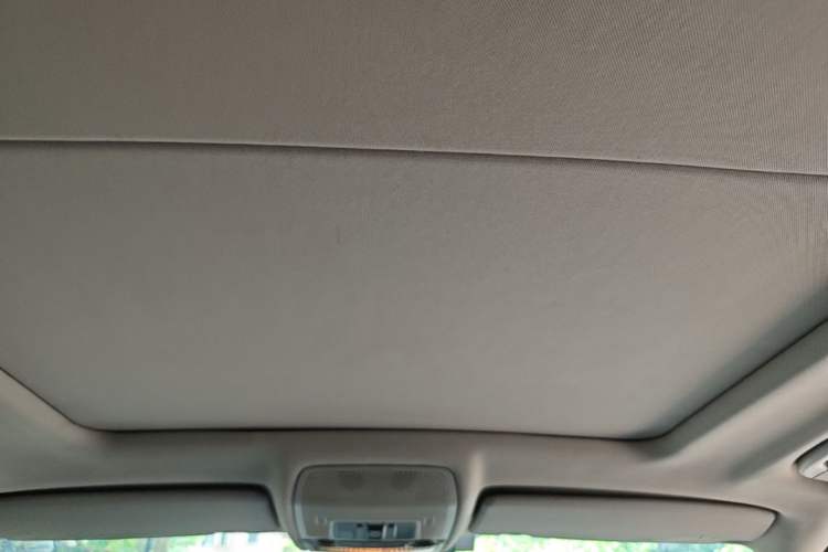 Used BMW X5 2011 xDrive35i Luxury Model Headliner