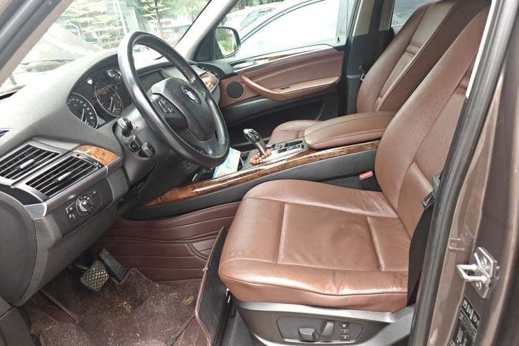 Used BMW X5 2011 xDrive35i Leading Model Left Front Seat