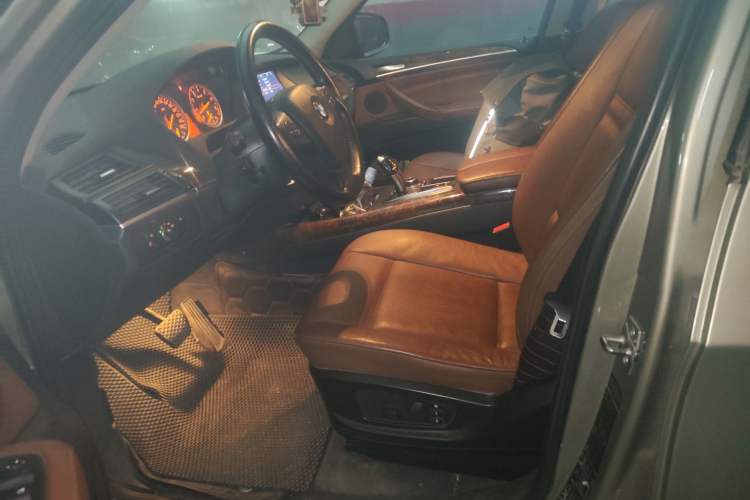 Used BMW X5 2011 xDrive35i Leading Model Left Front Seat