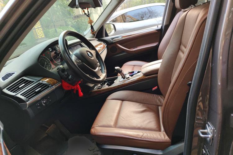Used BMW X5 2011 xDrive35i Luxury Model Left Front Seat