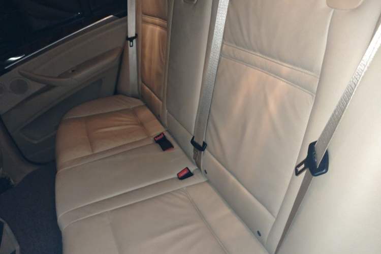 Used BMW X5 2011 xDrive35i Leading Model Left Rear Seat