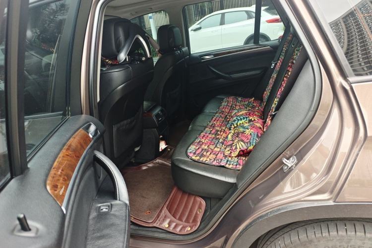 Used BMW X5 2011 xDrive35i Leading Model Left Rear Seat