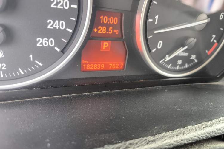 Used BMW X5 2011 xDrive35i Luxury Model Odometer Close Up